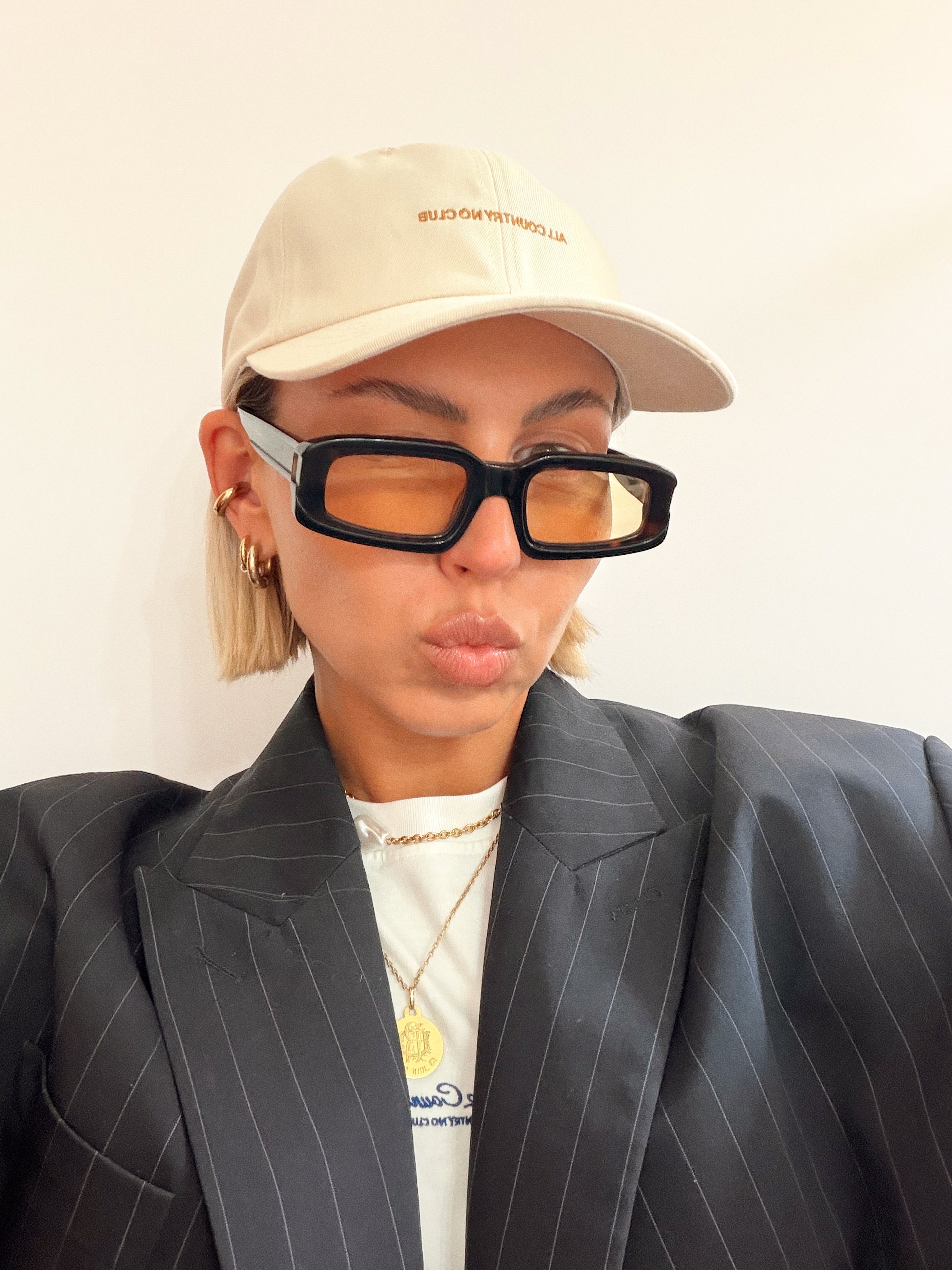 Micro Logo Dad Hat Cream